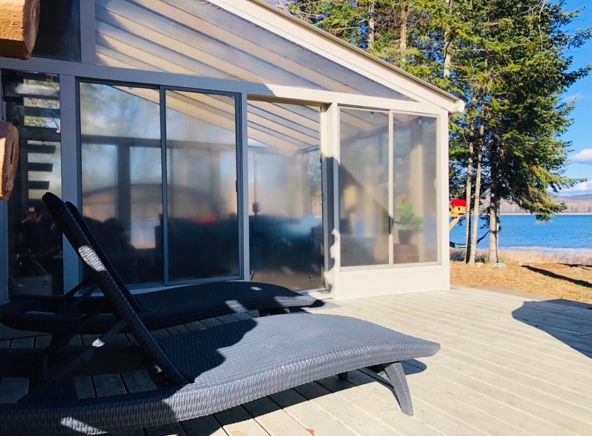 Le Chalet Au Souvenir Bouchette Exteriör bild